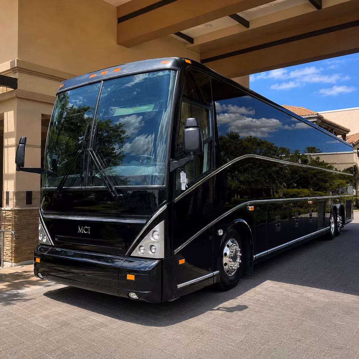 cambridge airport transfer shuttles for corporate travelers