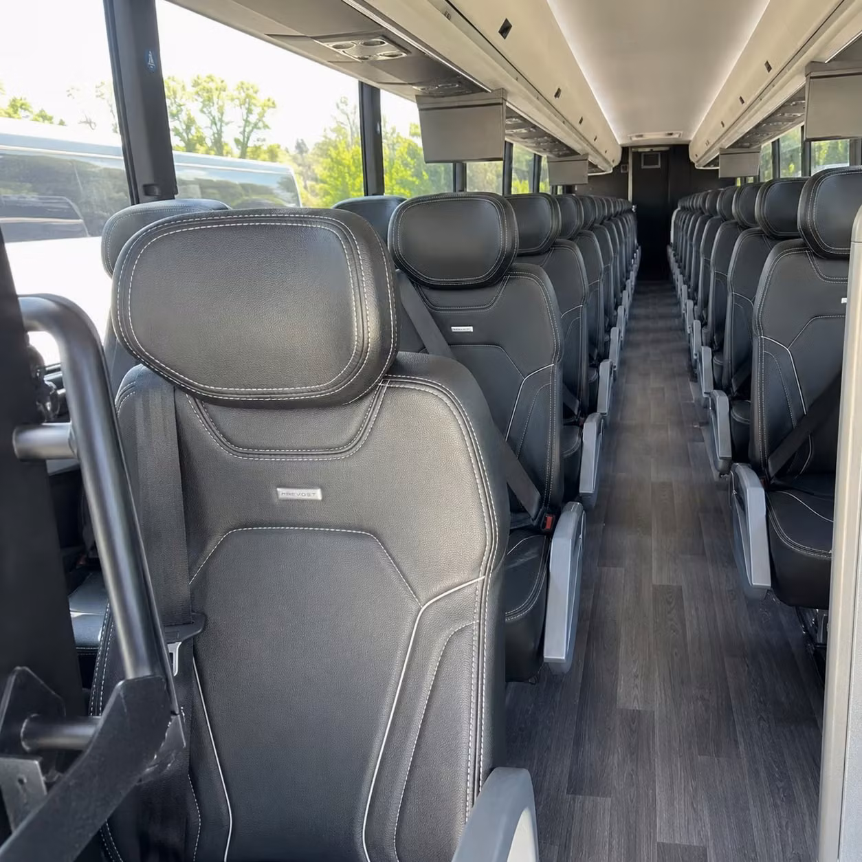 cambridge charter bus hero 2