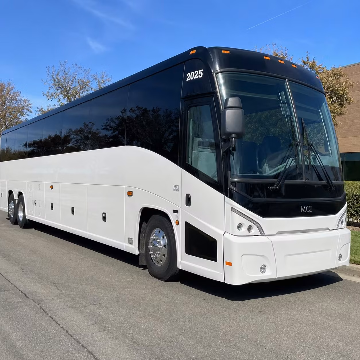 getting your group to the sinclair and other cambridge concert venues is easy with a bus rental