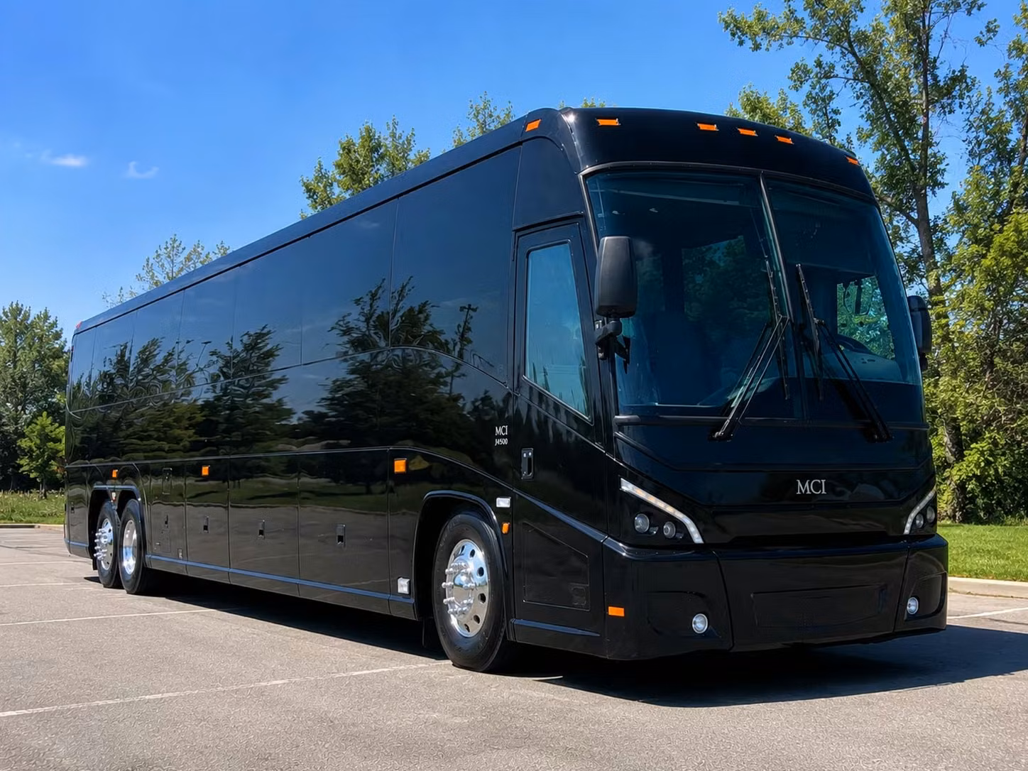 school field trip charter bus rentals in cambridge